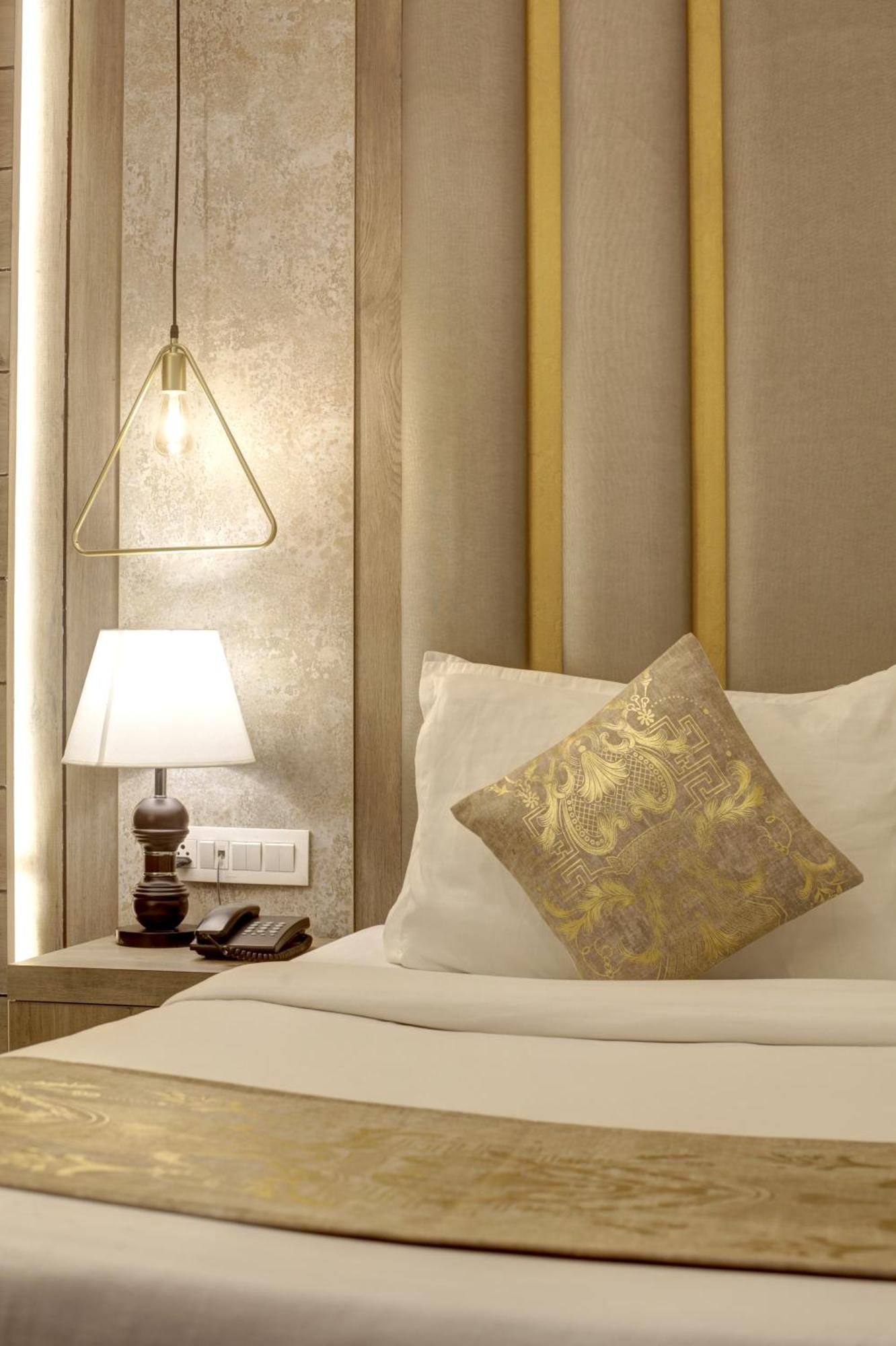 Hotel Town Pallace Inn Patel Nagar New Delhi エクステリア 写真