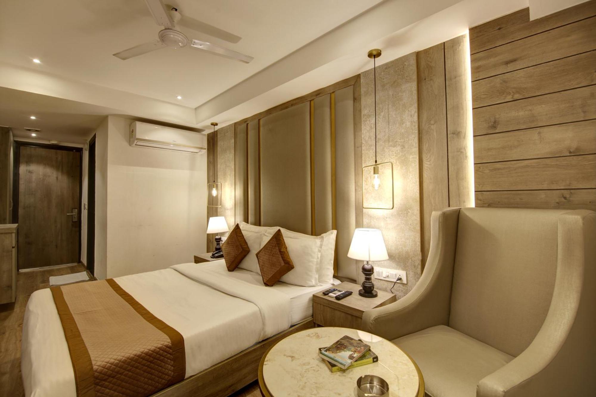 Hotel Town Pallace Inn Patel Nagar New Delhi エクステリア 写真