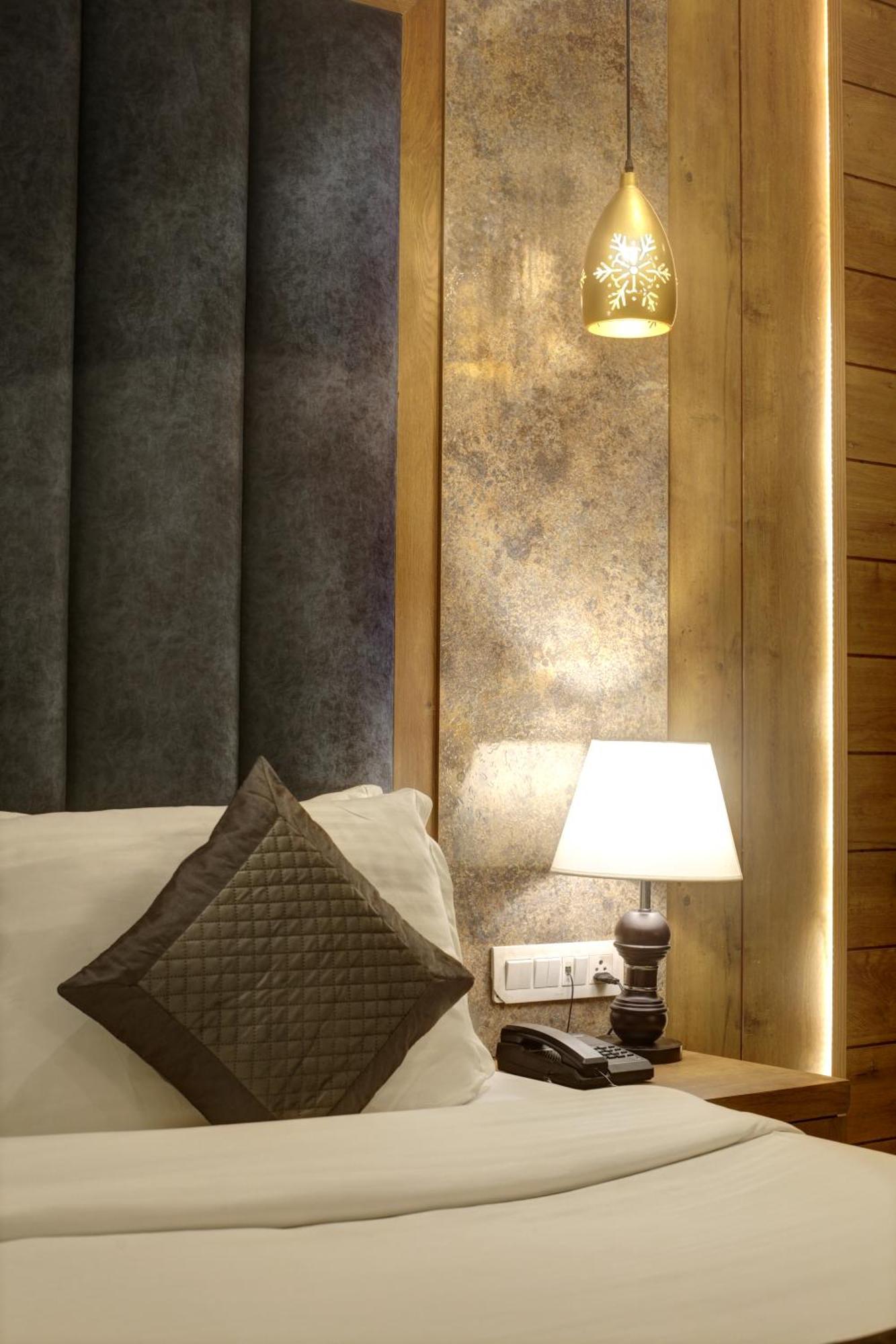 Hotel Town Pallace Inn Patel Nagar New Delhi エクステリア 写真