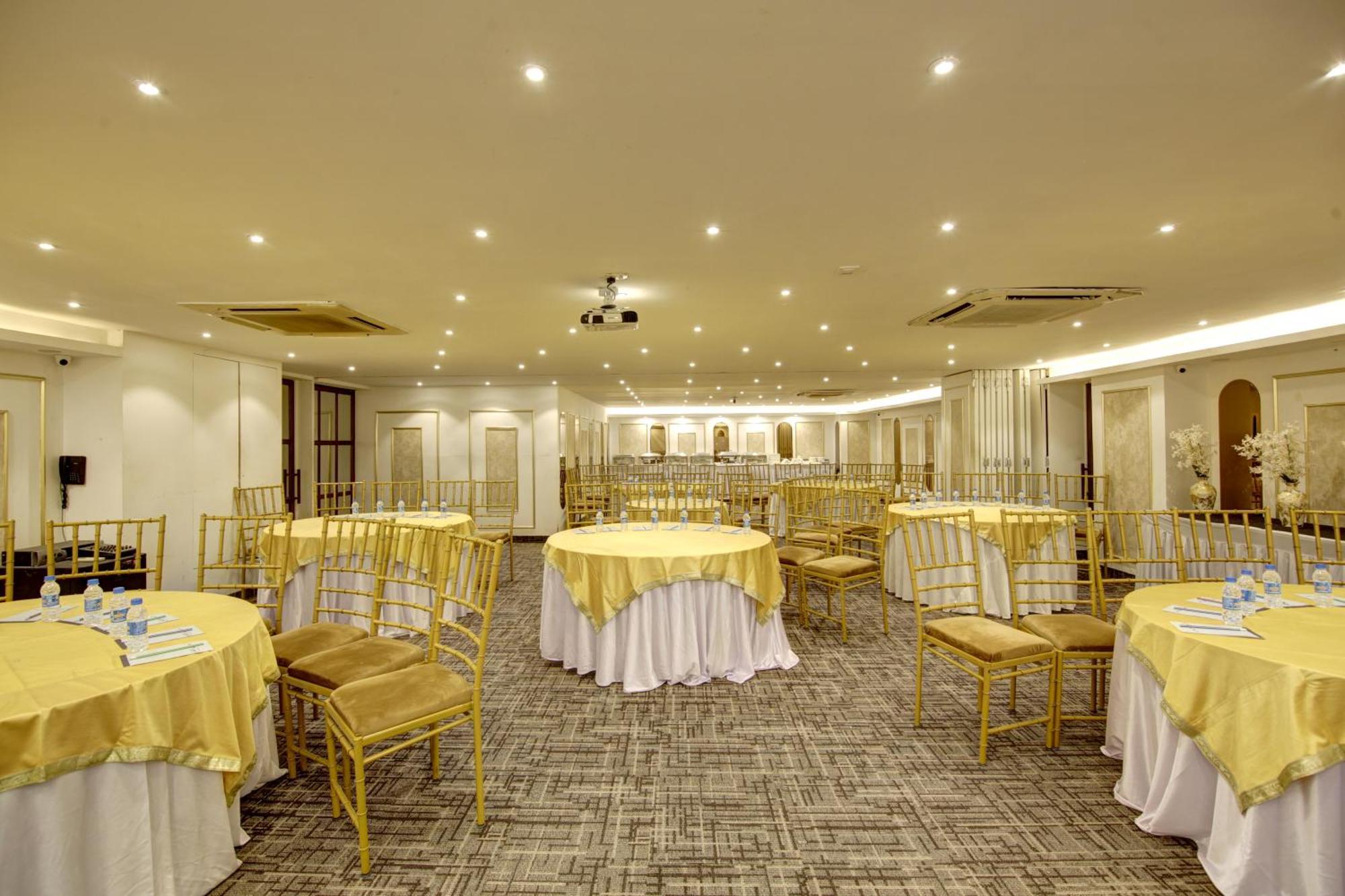Hotel Town Pallace Inn Patel Nagar New Delhi エクステリア 写真