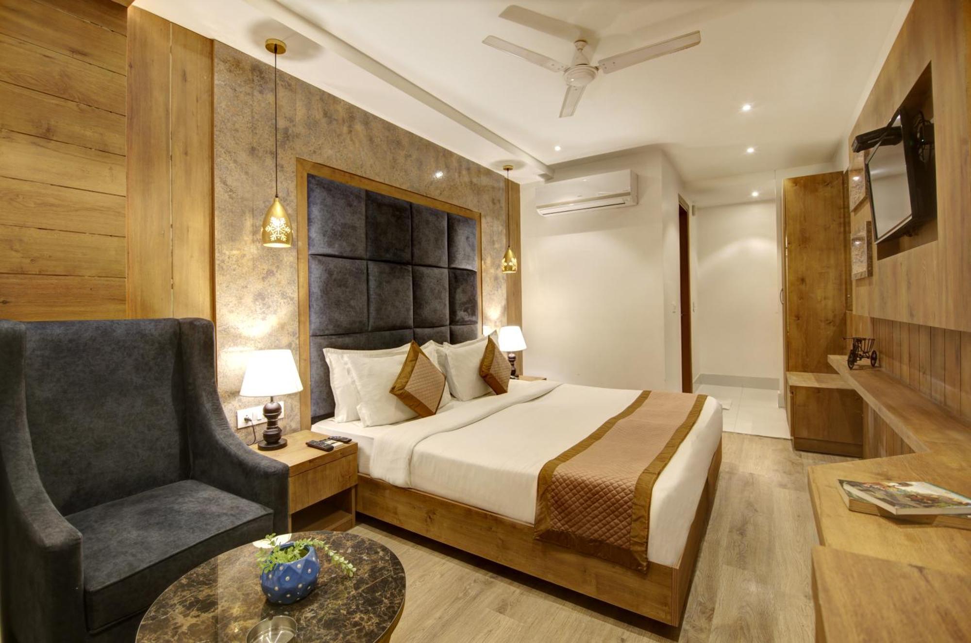 Hotel Town Pallace Inn Patel Nagar New Delhi エクステリア 写真